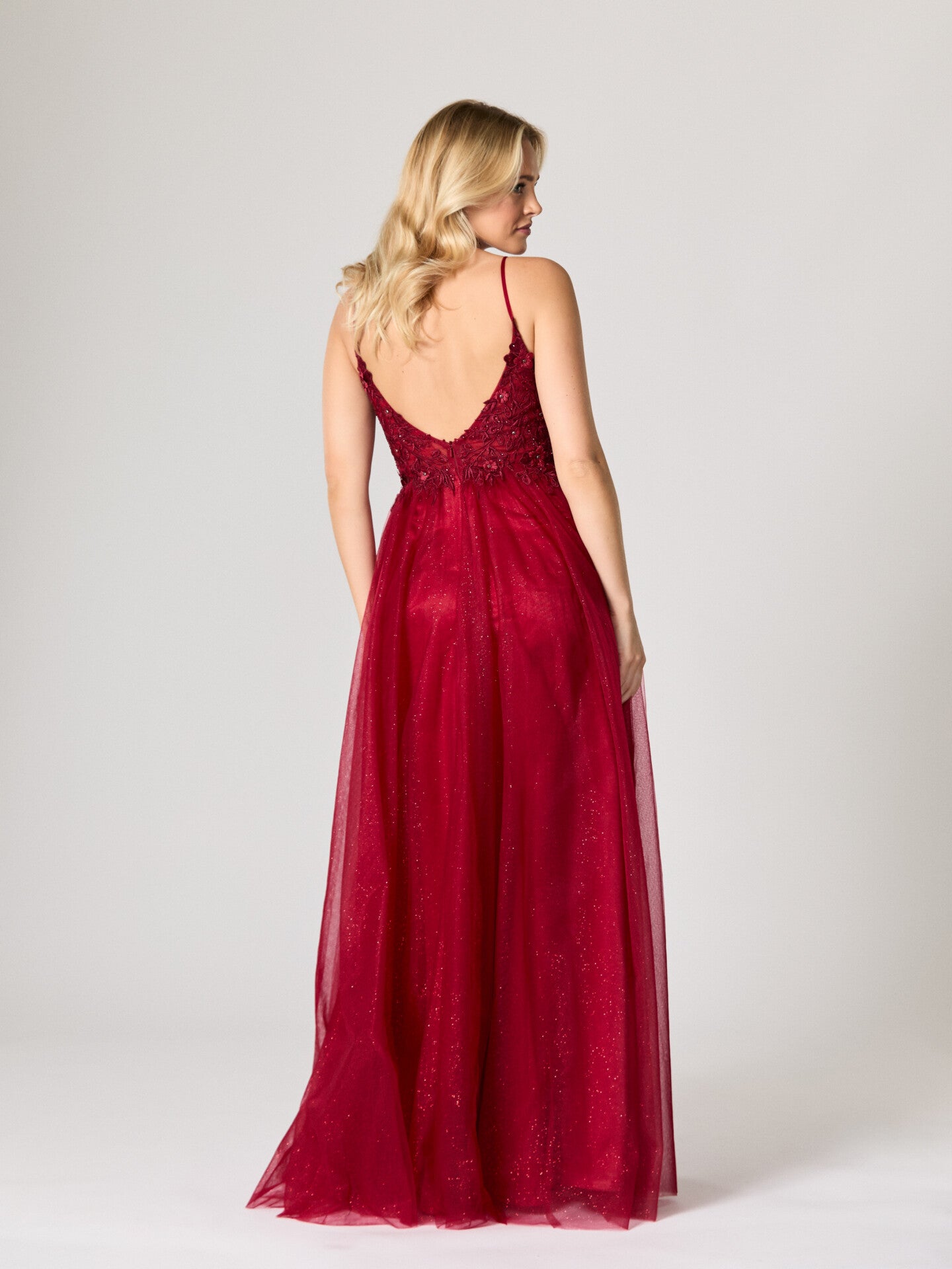 Tiffanys Prom: Madeline