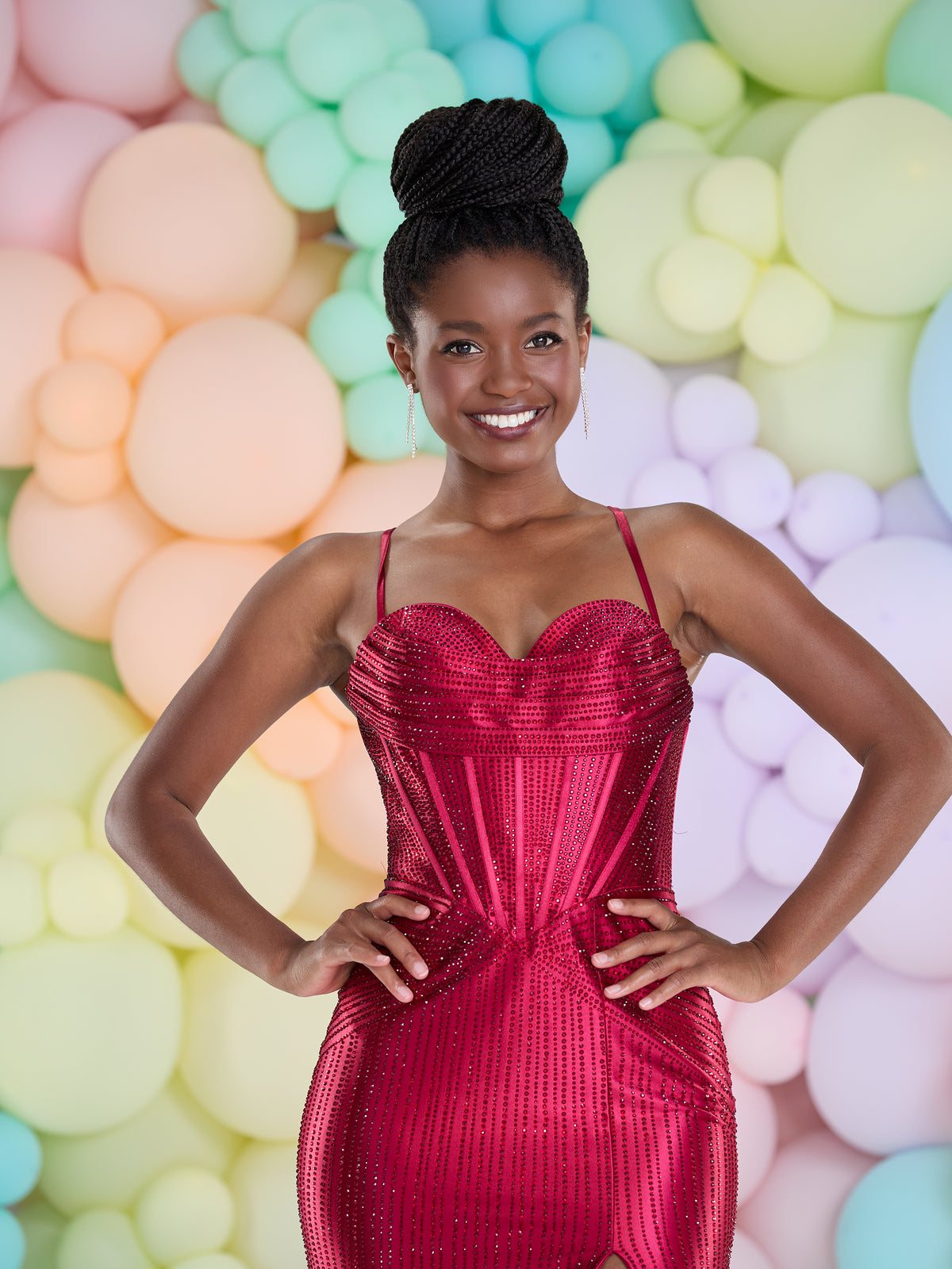 Tiffanys Prom: Manon - Alia Couture