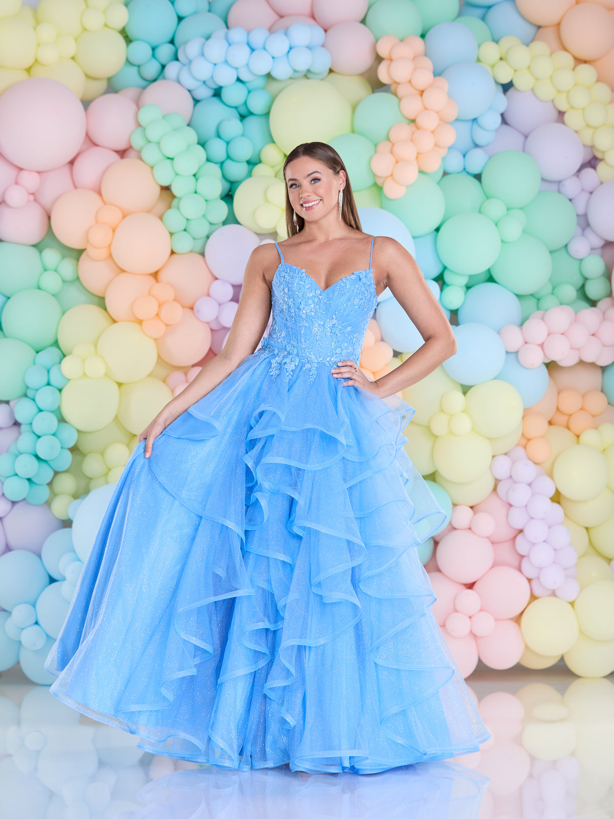 Tiffanys Prom: Akira - Alia Couture