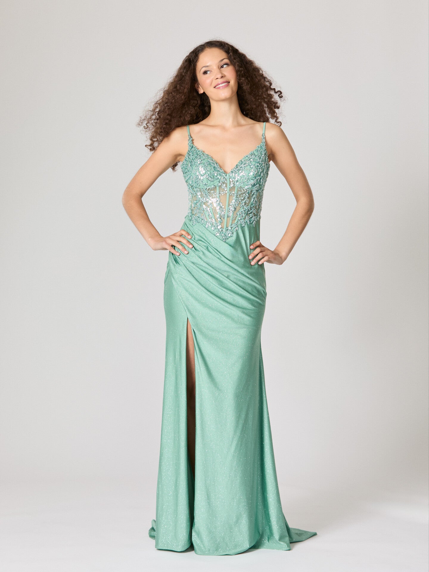 Tiffanys Prom: Angelina - Alia Couture