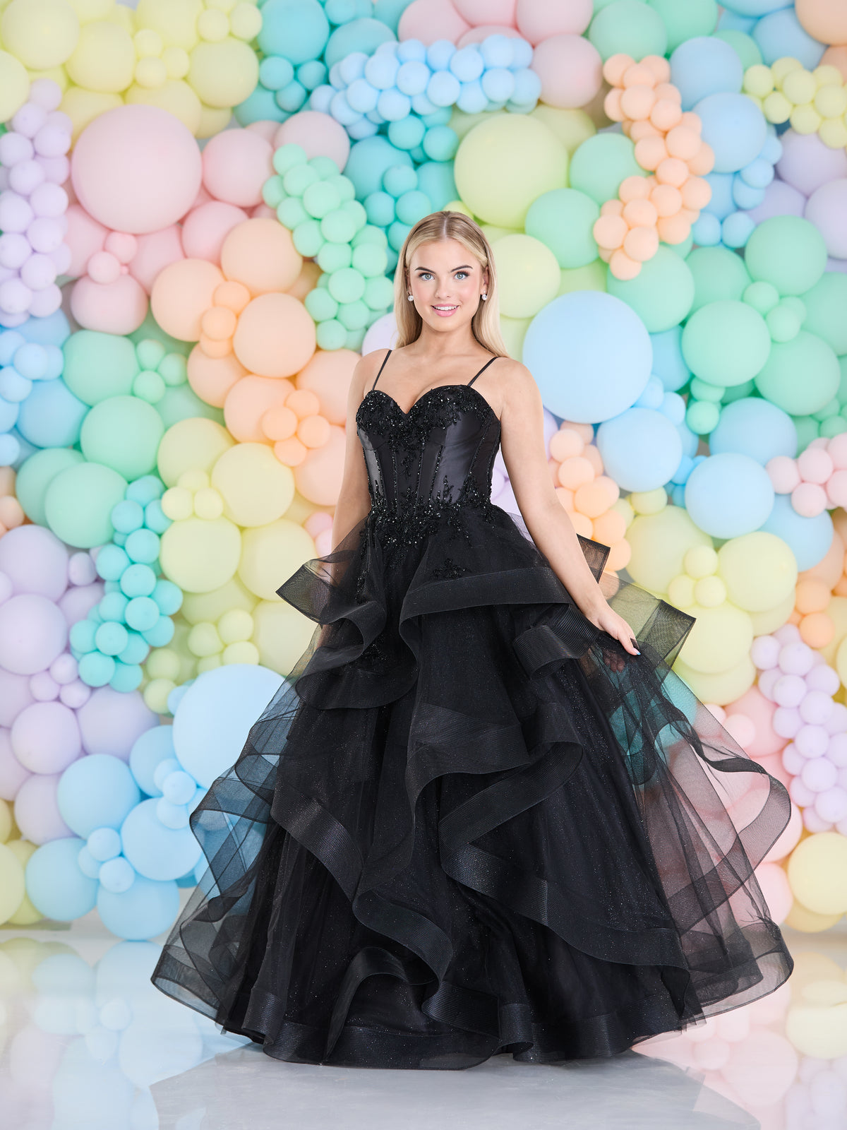 Tiffanys Prom: Chiara - Alia Couture