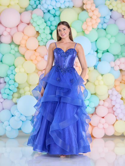 Tiffanys Prom: Chiara - Alia Couture