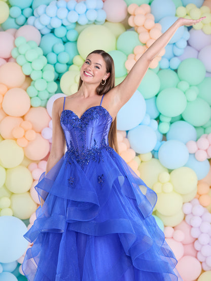 Tiffanys Prom: Chiara - Alia Couture