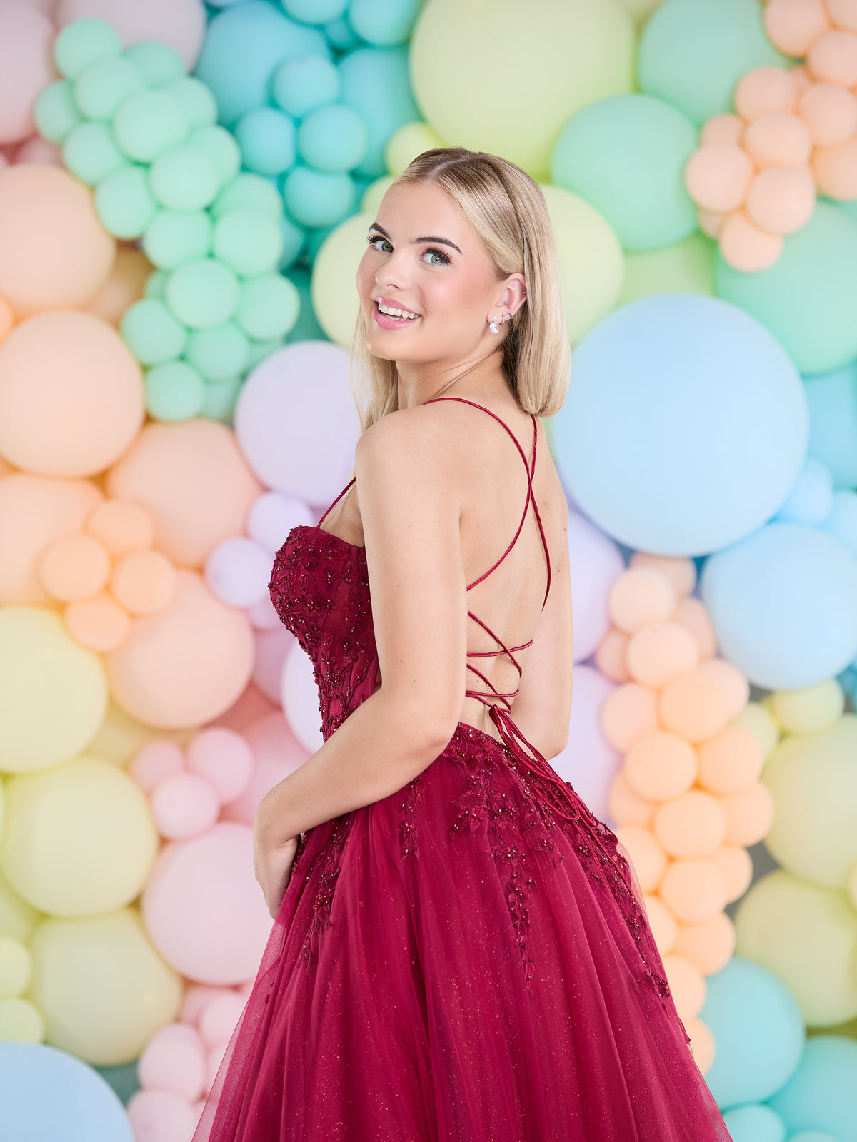 Tiffanys Prom: Darcie - Alia Couture