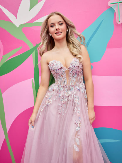 Tiffanys Prom: Delta