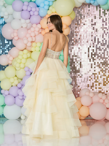 Tiffanys Prom: Elsie