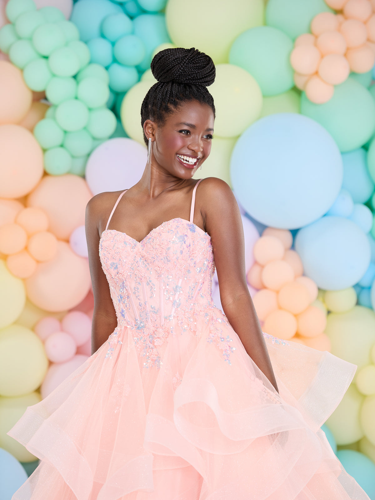 Tiffanys Prom: Evangelina - Alia Couture