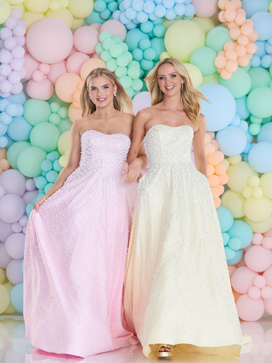 Tiffanys Prom: Fiorella - Alia Couture