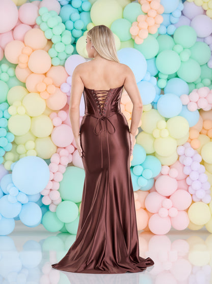 Tiffanys Prom: Golden - Alia Couture