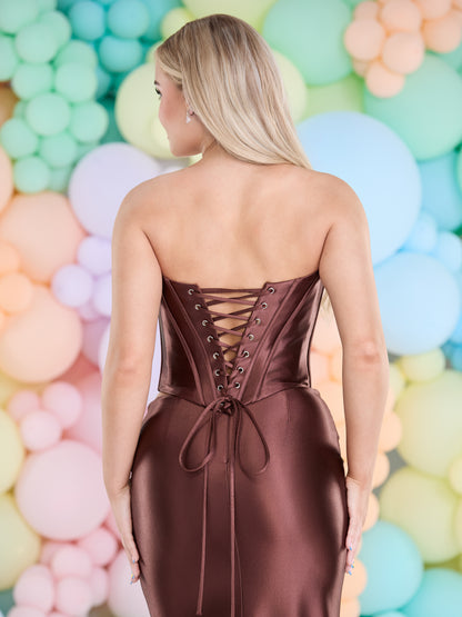 Tiffanys Prom: Golden - Alia Couture
