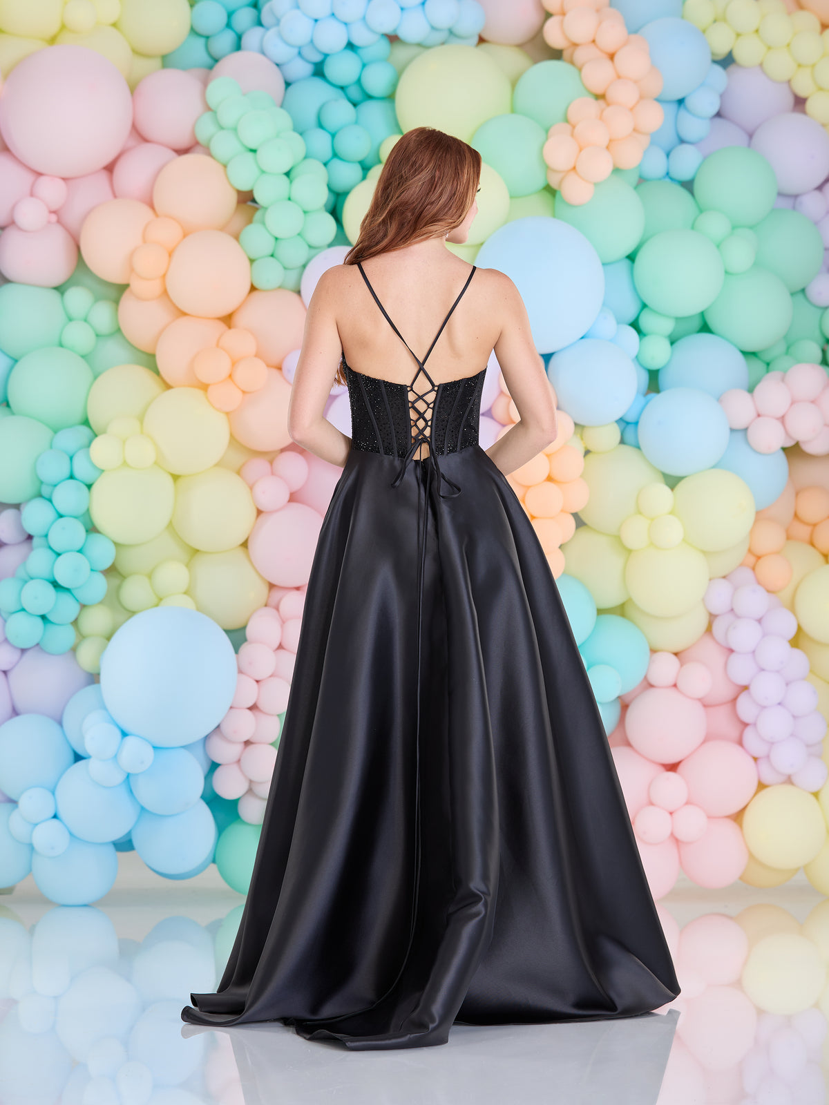 Tiffanys Prom: Ilaria - Alia Couture