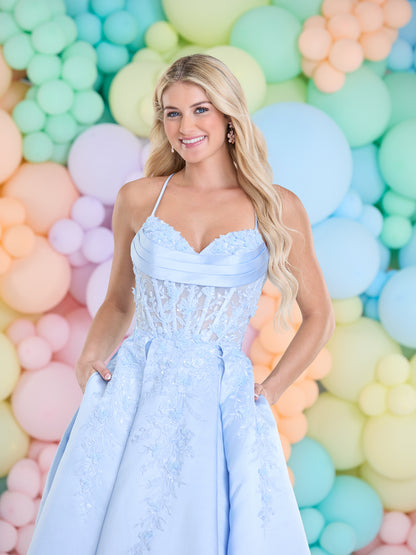 Tiffanys Prom: Inessa - Alia Couture