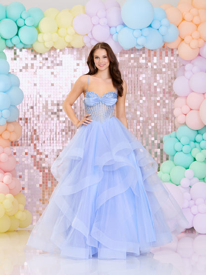 Tiffanys Prom: Isla