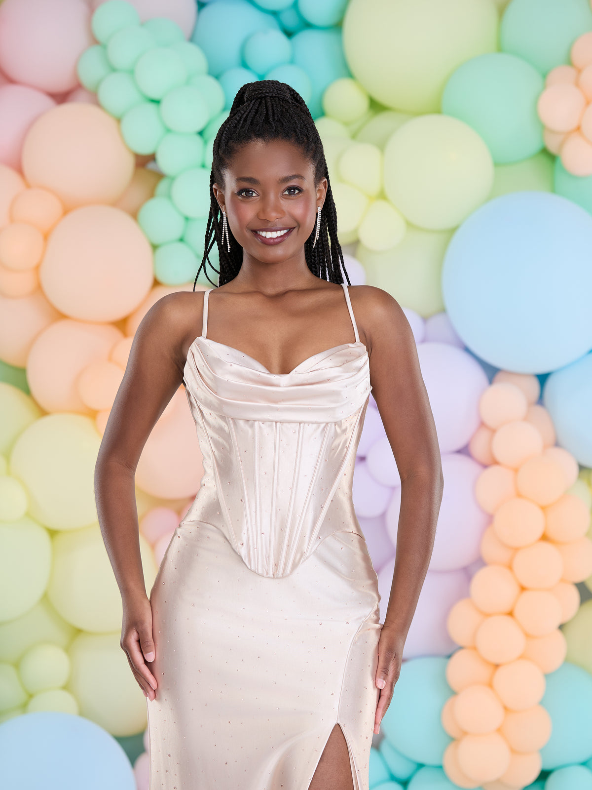 Tiffanys Prom: Jovie - Alia Couture