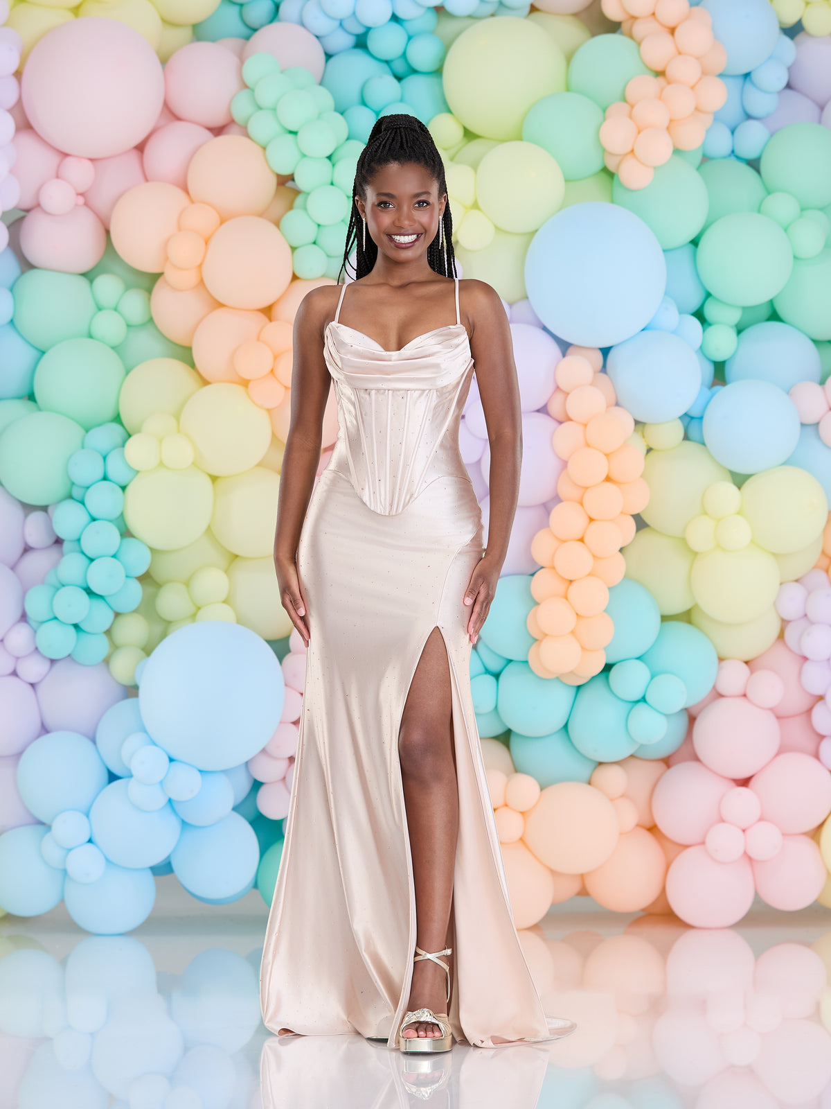 Tiffanys Prom: Jovie - Alia Couture