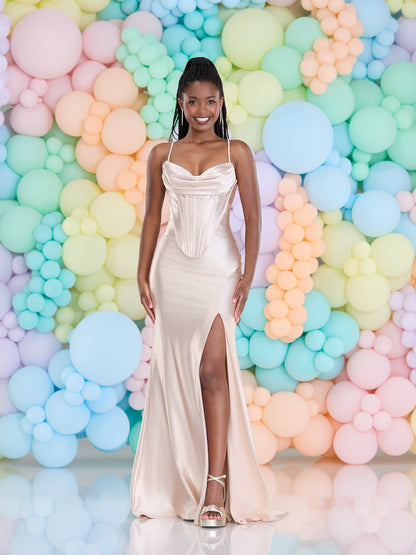 Tiffanys Prom: Jovie - Alia Couture