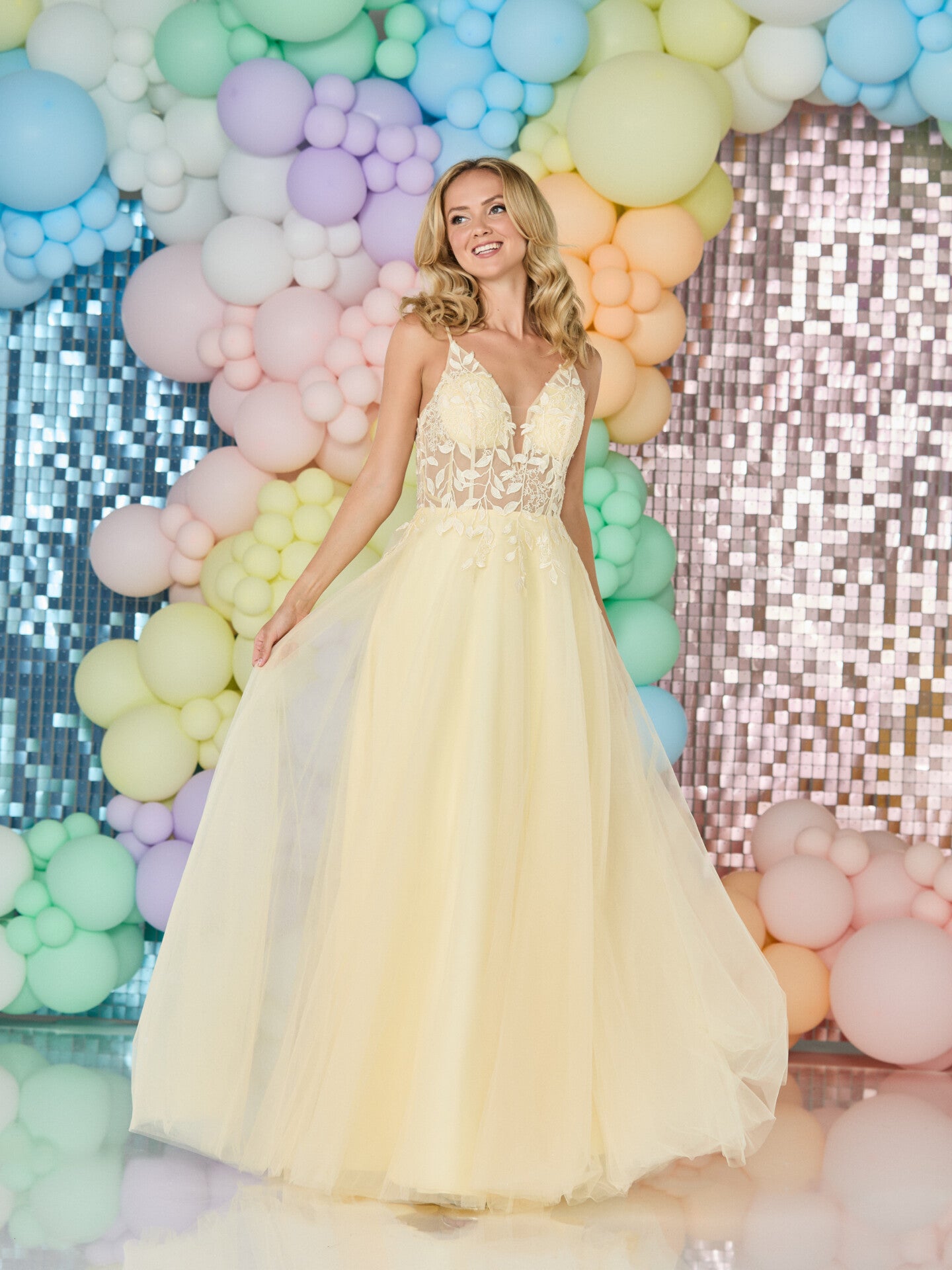 Tiffanys Prom: Juliette