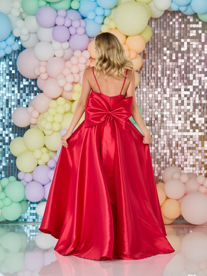 Tiffanys Prom: Lainey