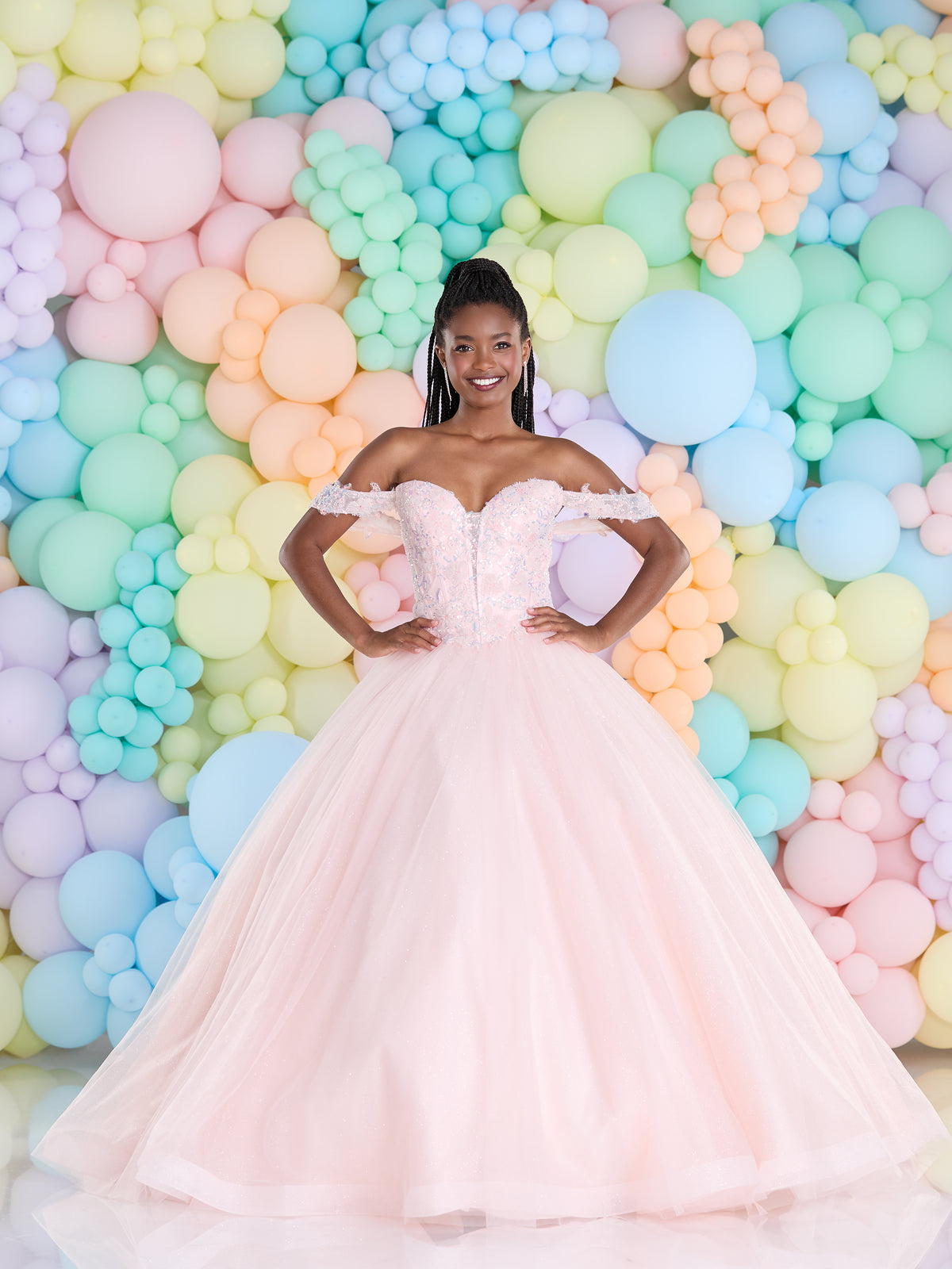 Tiffanys Prom: Lara - Alia Couture