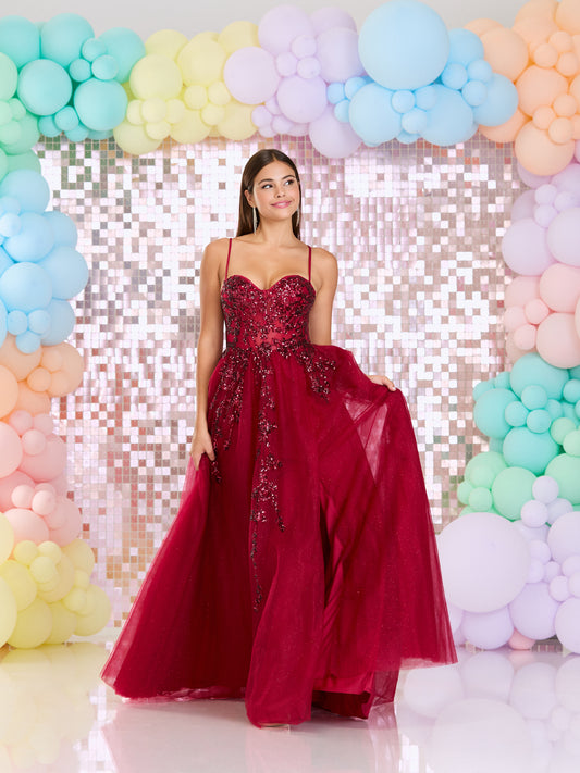 Tiffanys Prom: Lia