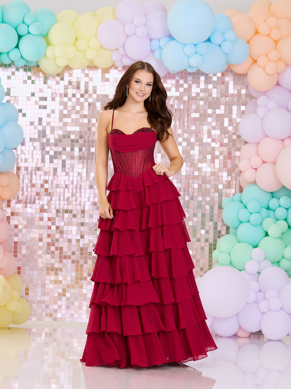 Tiffanys Prom: Loretta