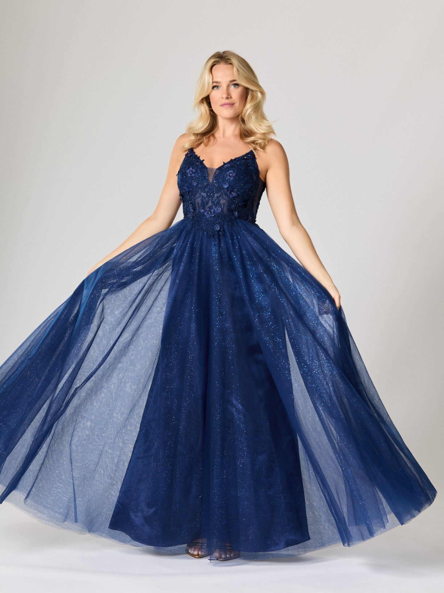 Tiffanys Prom: Madeline