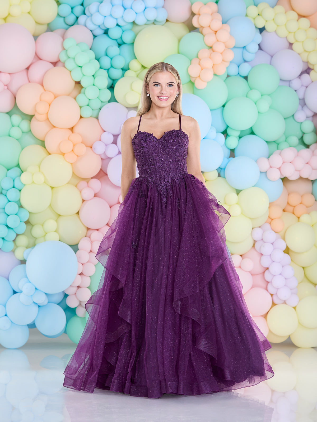 Tiffanys Prom: Magda - Alia Couture