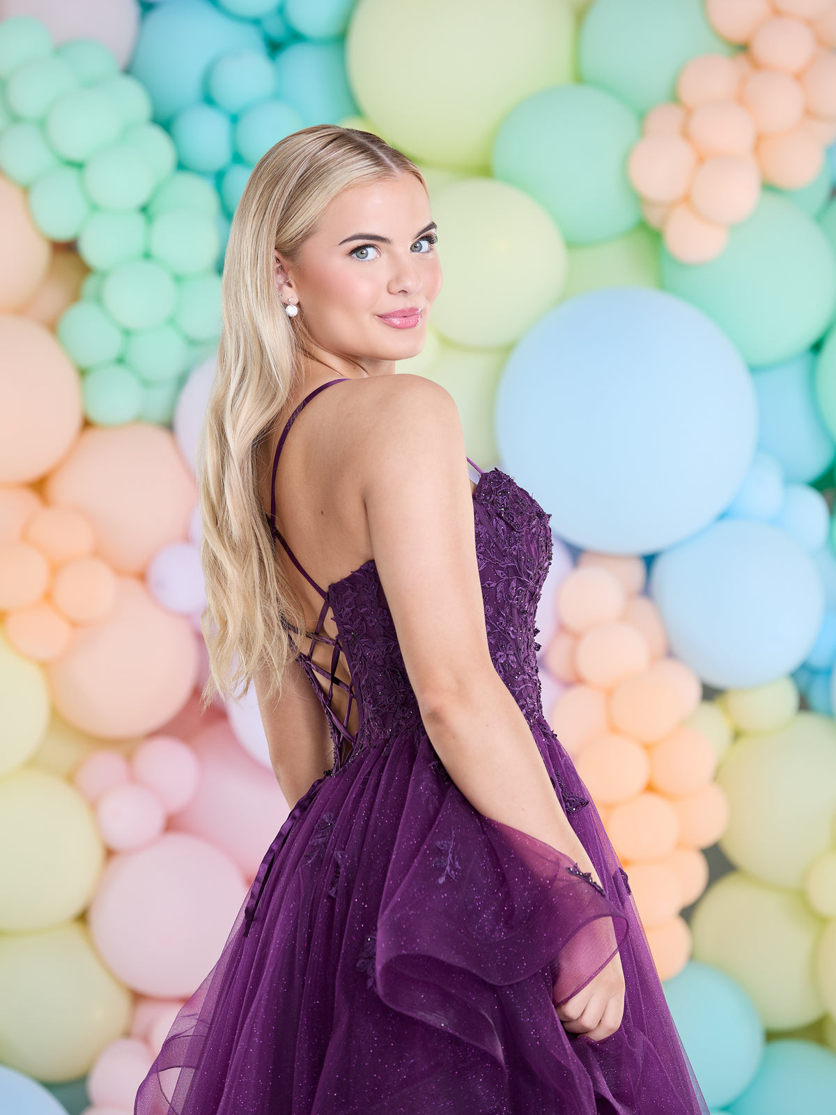 Tiffanys Prom: Magda - Alia Couture