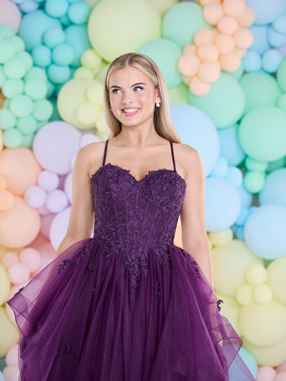 Tiffanys Prom: Magda - Alia Couture