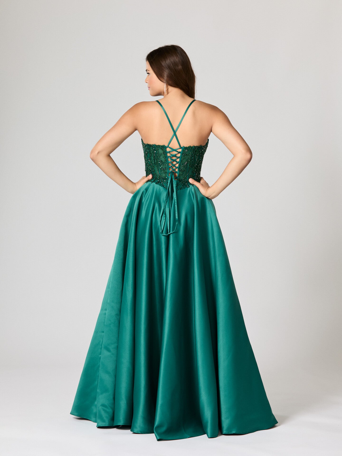 Tiffanys Prom: Marissa