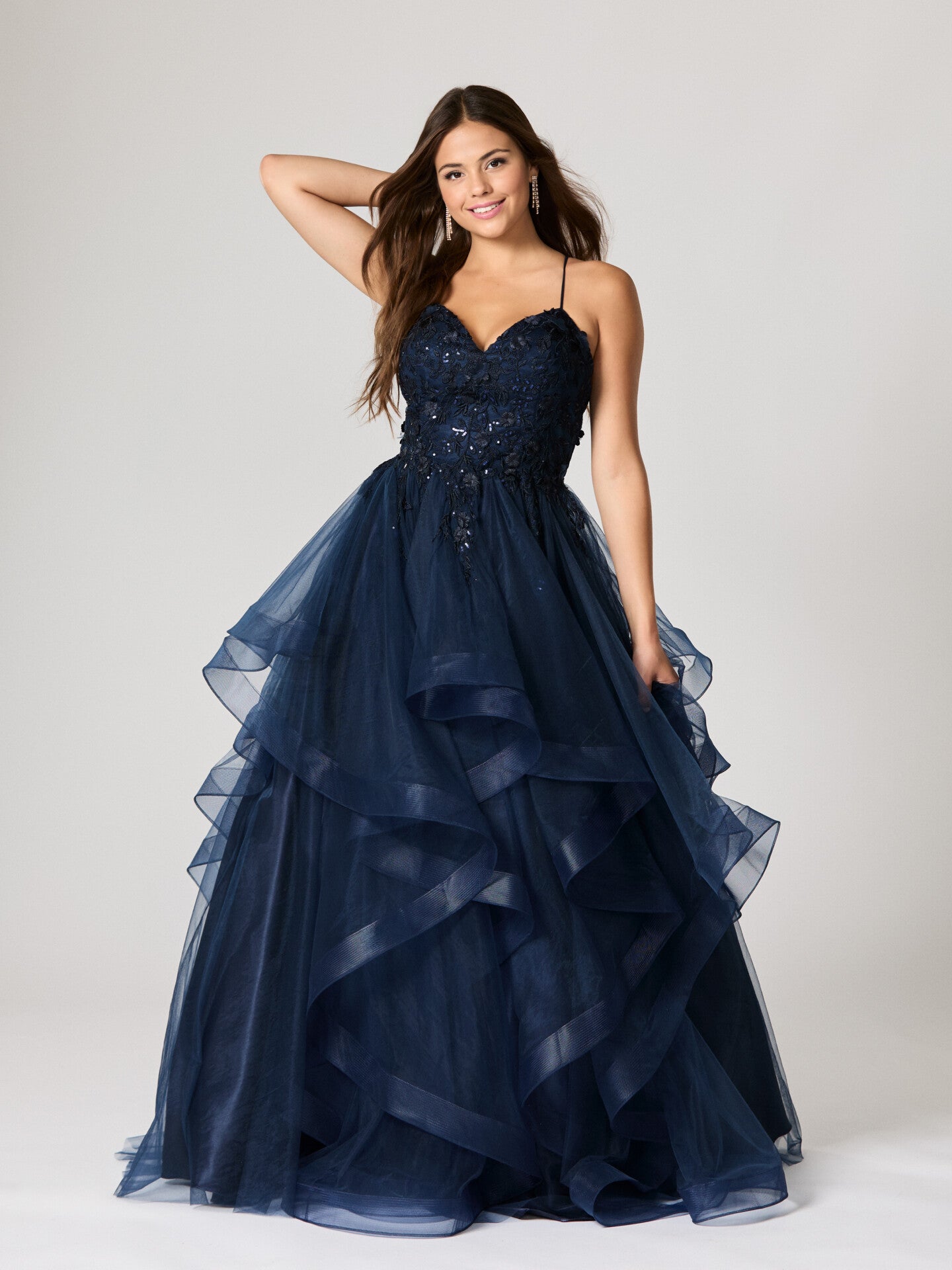 Tiffanys Prom: Nadia