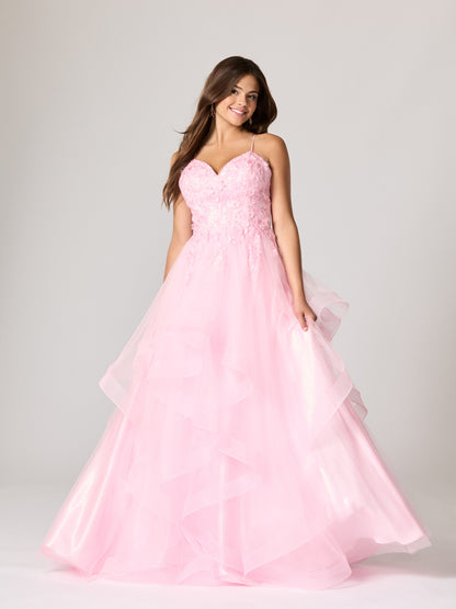 Tiffanys Prom: Nadia