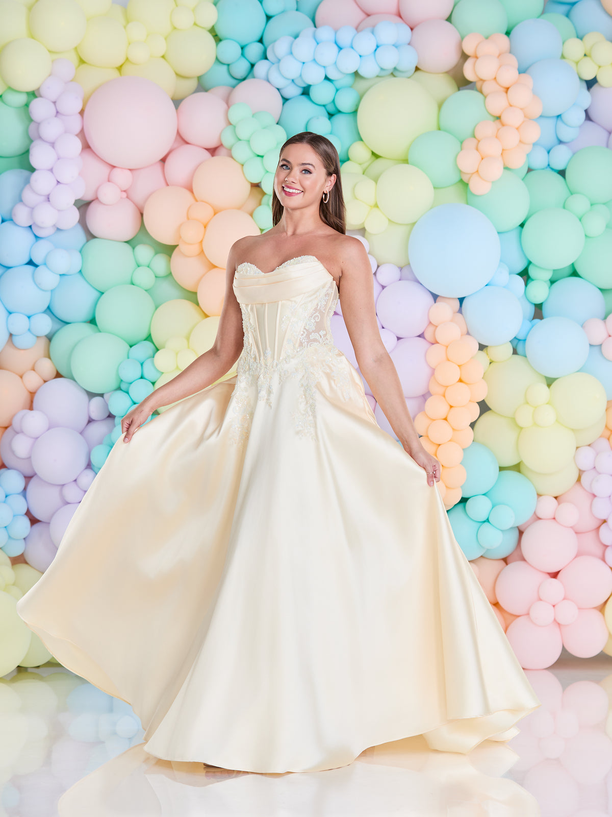 Tiffanys Prom: Narina - Alia Couture