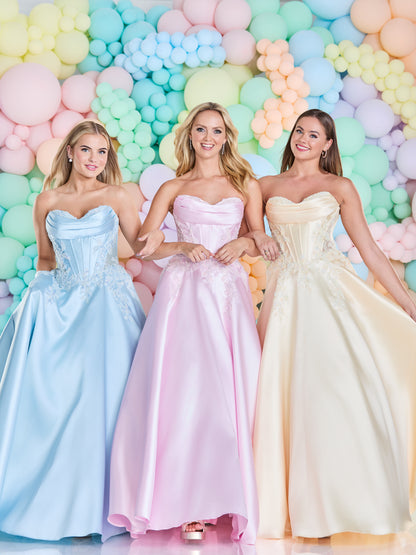 Tiffanys Prom: Narina - Alia Couture