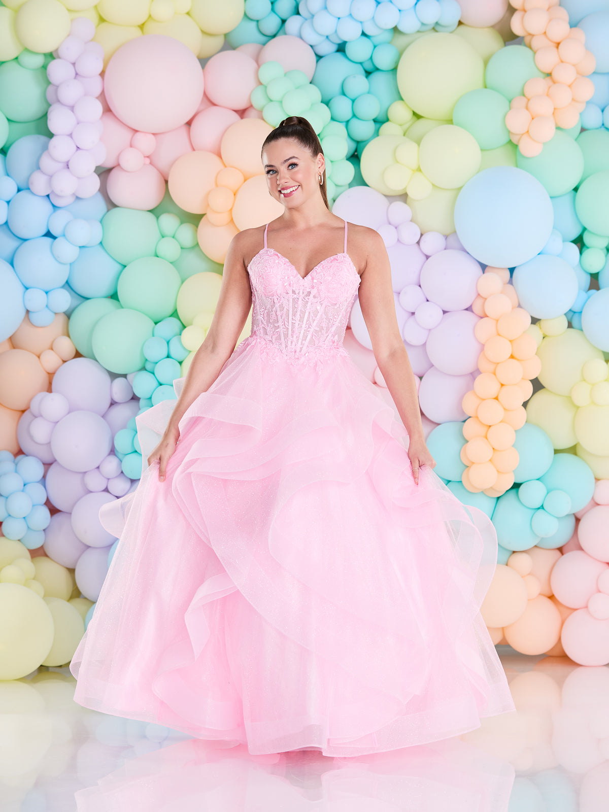 Tiffanys Prom: Nasria - Alia Couture