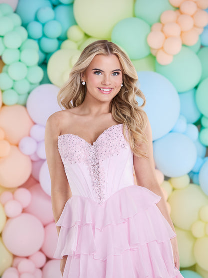 Tiffanys Prom: Novella - Alia Couture