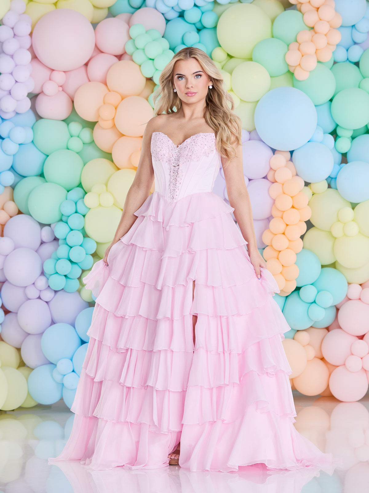 Tiffanys Prom: Novella - Alia Couture