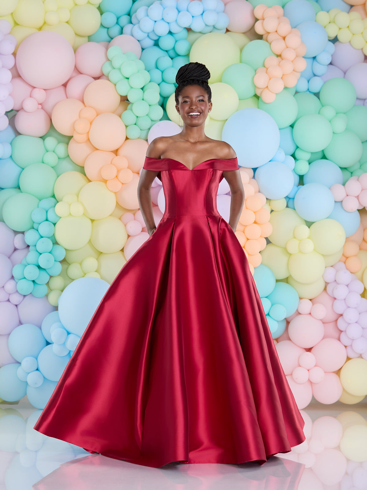 Tiffanys Prom: Nya - Alia Couture