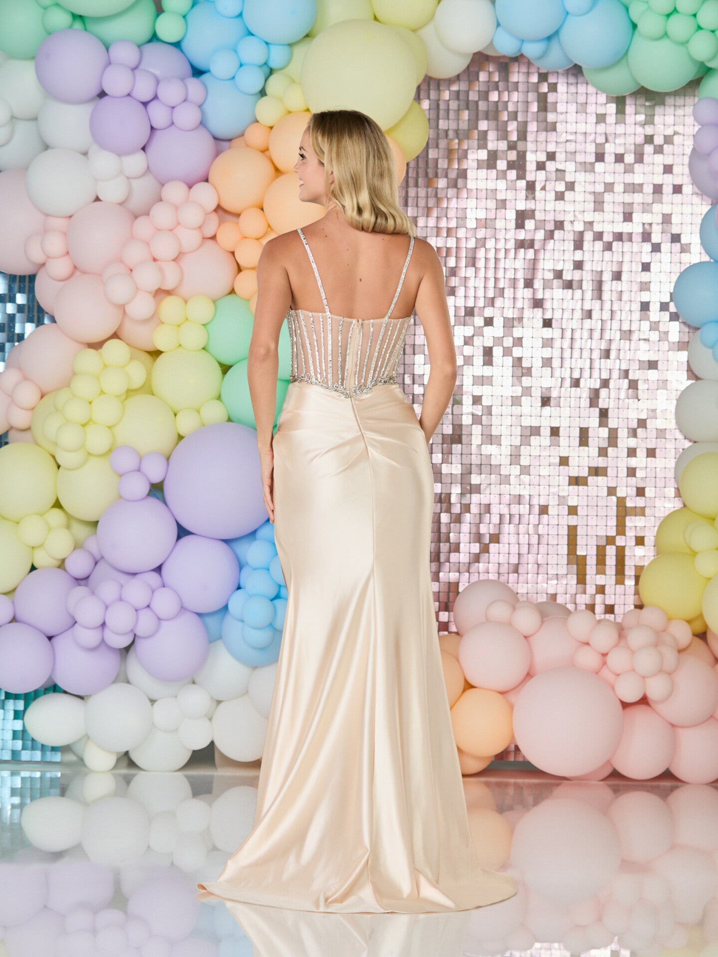 Tiffanys Prom: Olivia - Alia Couture