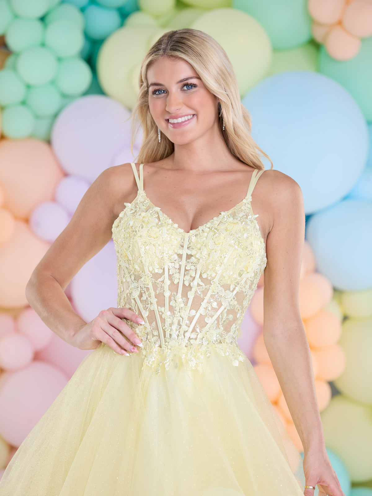 Tiffanys Prom: Pacey - Alia Couture