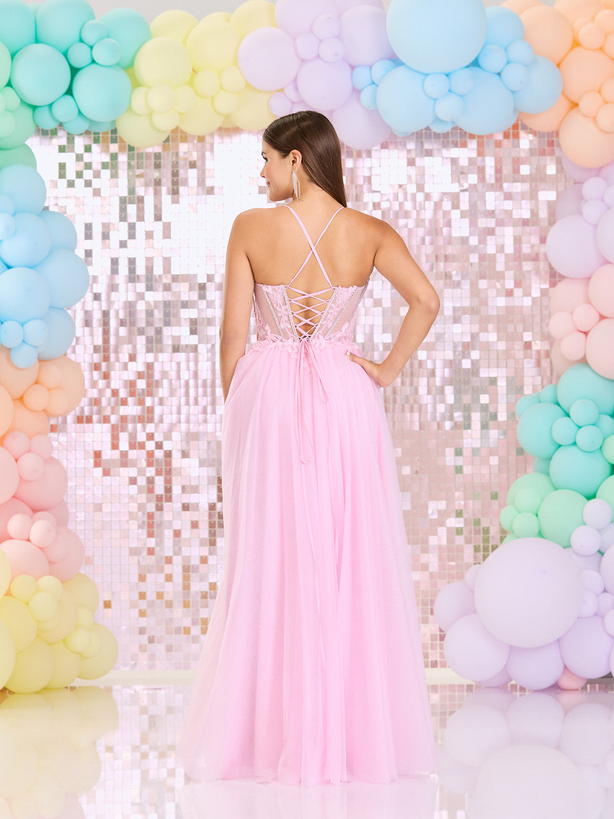 Tiffanys Prom: Passion