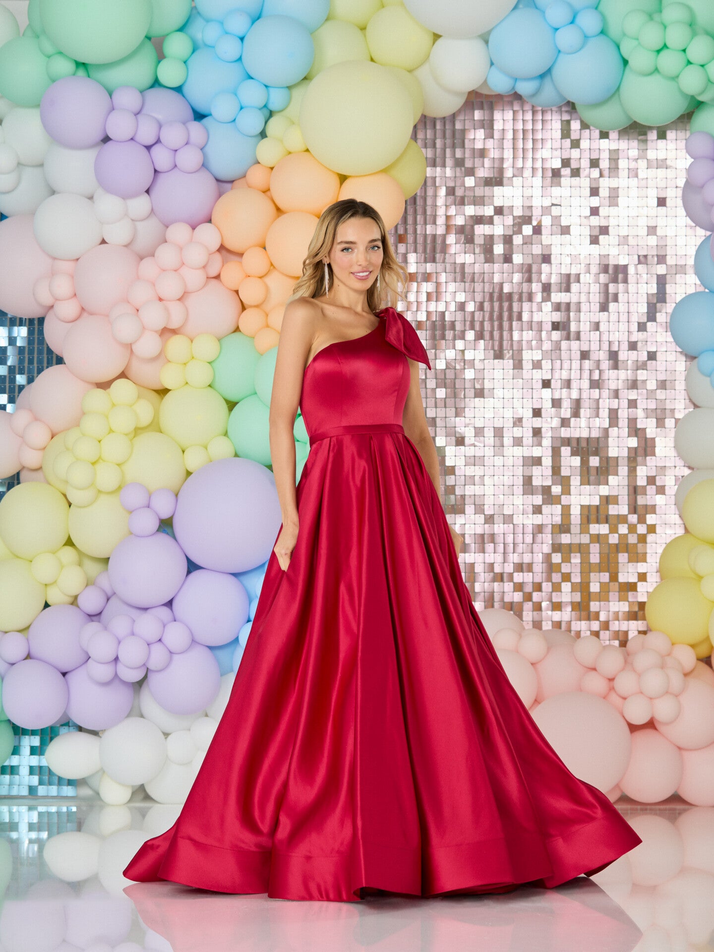 Tiffanys Prom: Precious - Alia Couture