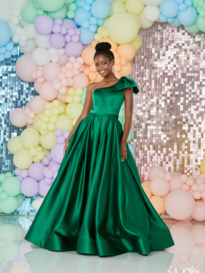 Tiffanys Prom: Precious - Alia Couture