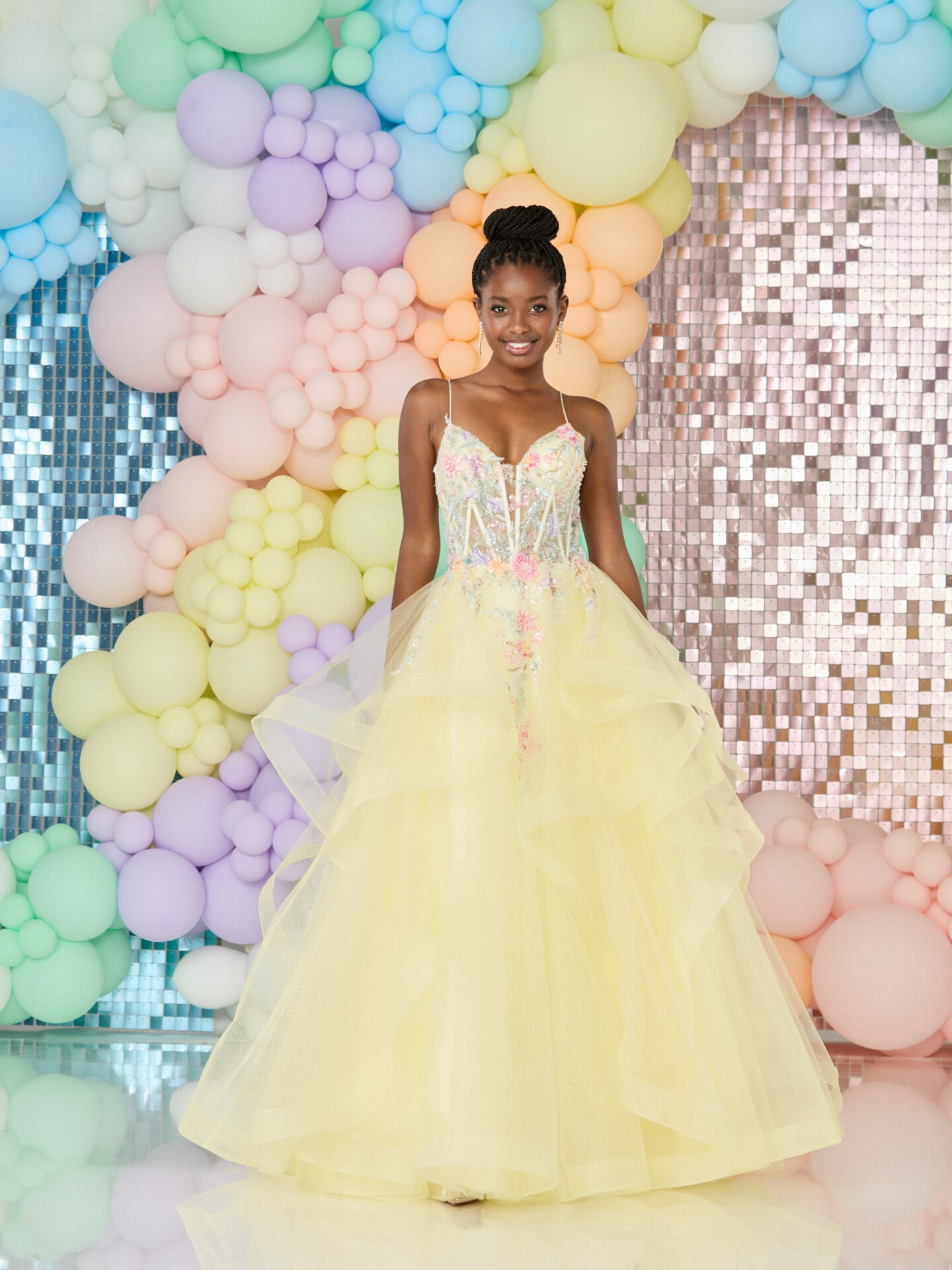 Tiffanys Prom: Quinella - Alia Couture