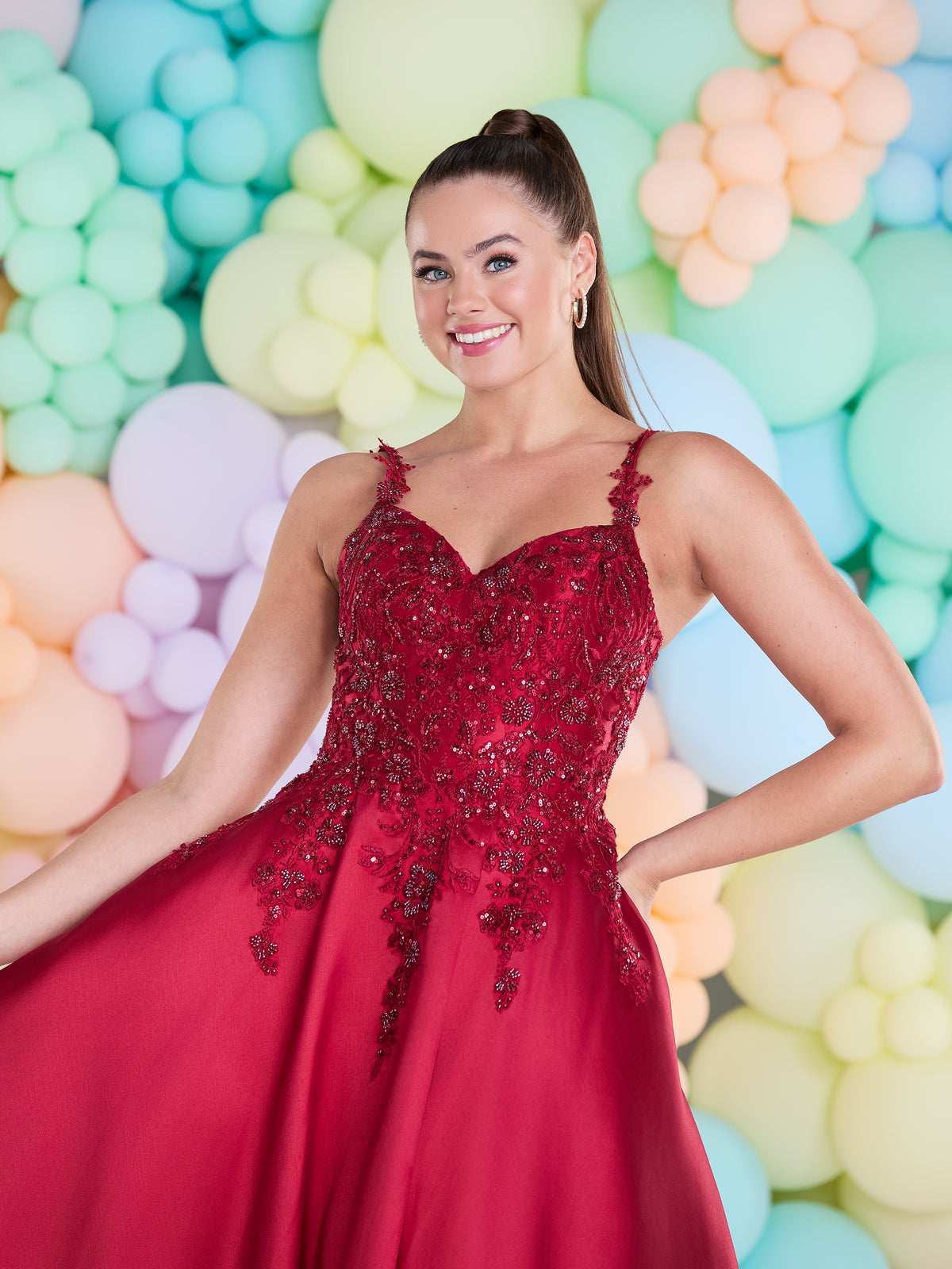 Tiffanys Prom: Rae - Alia Couture