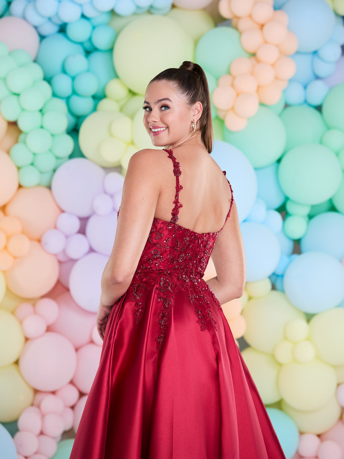 Tiffanys Prom: Rae - Alia Couture
