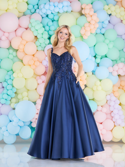 Tiffanys Prom: Rae - Alia Couture