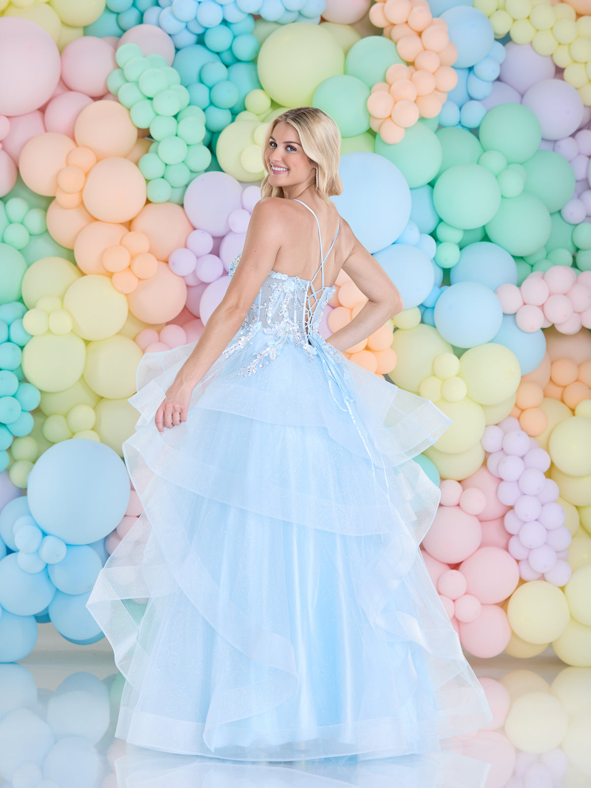 Tiffanys Prom: Sara - Alia Couture