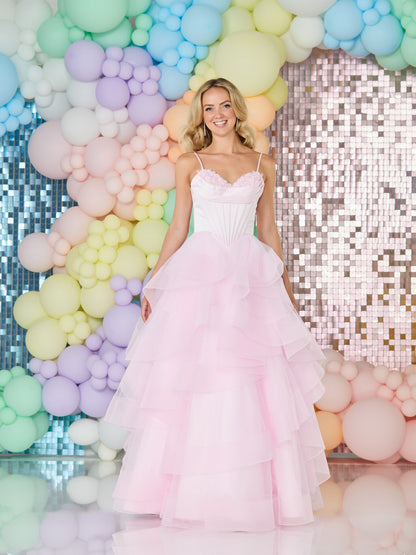 Tiffanys Prom: Shaneice