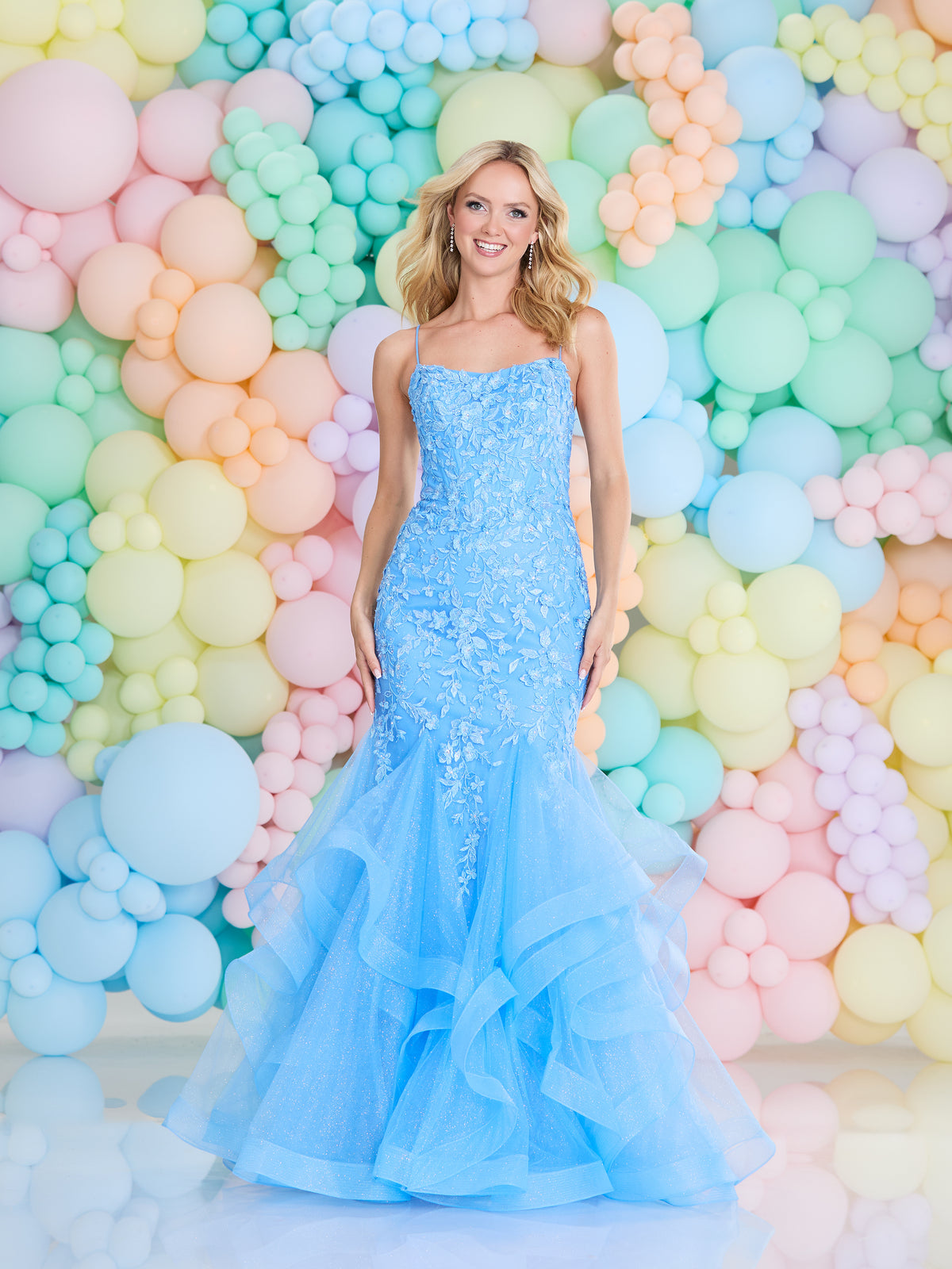 Tiffanys Prom: Tracey - Alia Couture